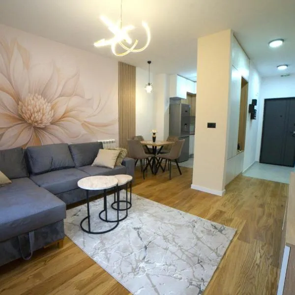 Apartment Alina Istocno Sarajevo with private garage Lukavica, hotel in Lukavica