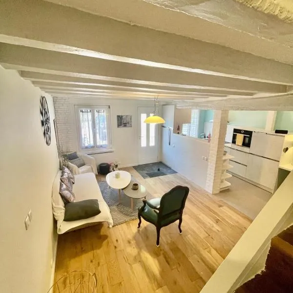 Cozy House - Roissy CDG Paris - Parc-expo -Astérix, hotel en Louvres