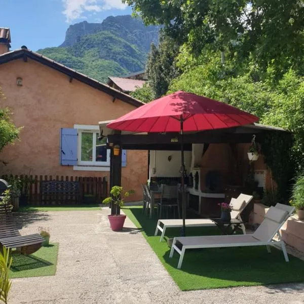 Mon gîte à Pélasque, hotel in Lantosque