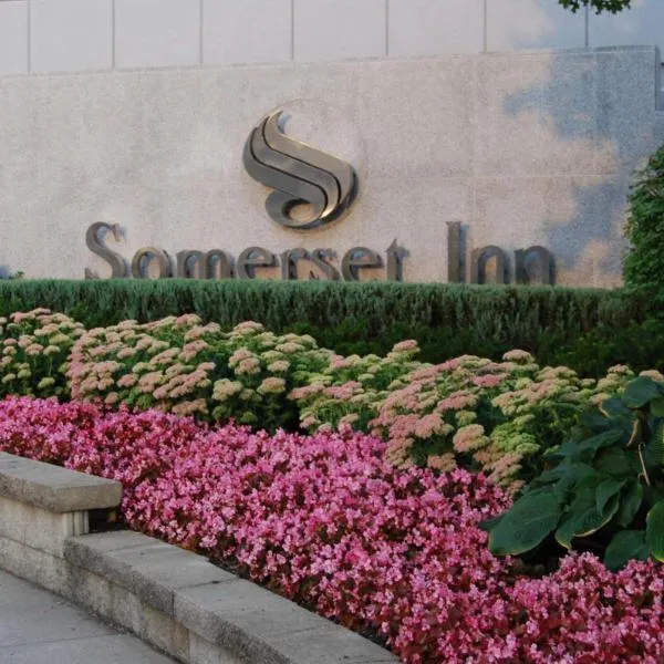 Somerset Inn Troy, hotel in Troy