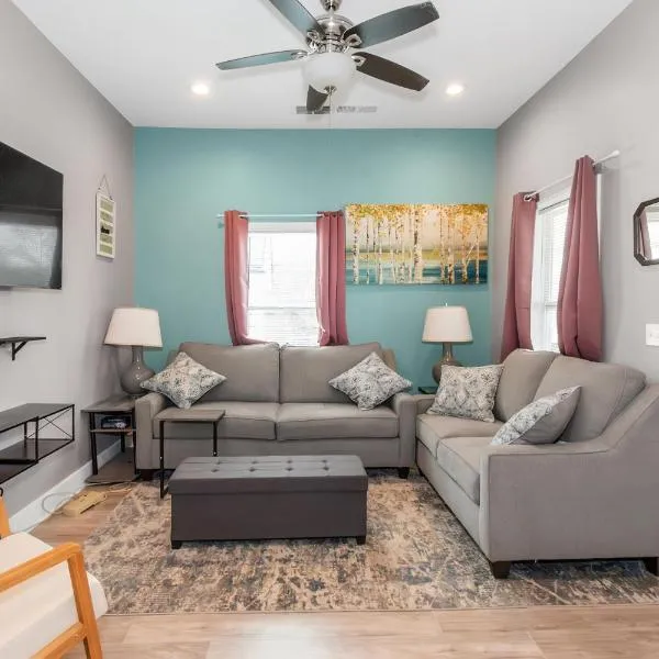 Chic 4BR Home Near AUC&DTWN Attractions, hotel in Atlanta