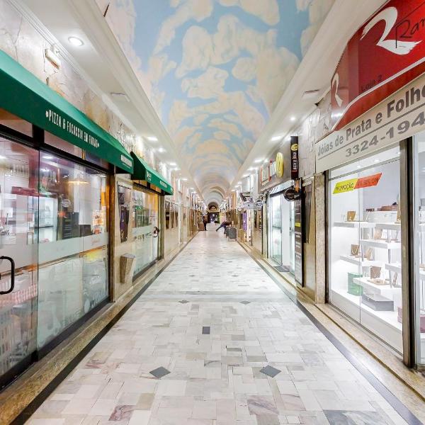 Edifício ASA | Conforto e Conveniência no Coração de Curitiba | Gonzaga Stays - Foto 5