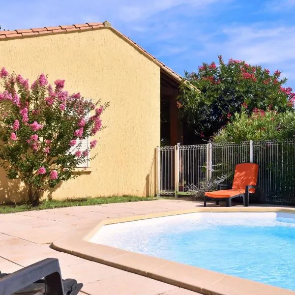 Maison Les Chênes - Jacuzzi - Calme & Idéalement situé - Clim - Salle de Jeux - Parking, hotel in Sauzet