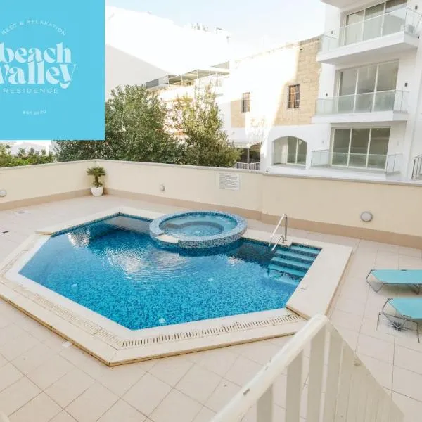 Family Duplex Apartment W Shared Pool By Homely, hotel en Mellieha