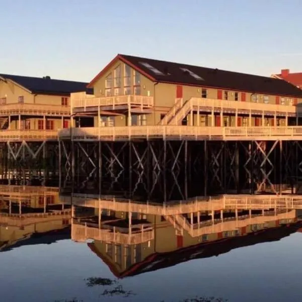 Grønnbuene Rorbu Hotel, hotel v destinaci Andenes