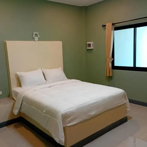 Fairy Resort - แฟรี่รีสอร์ท, hótel í Ban Tha Thon