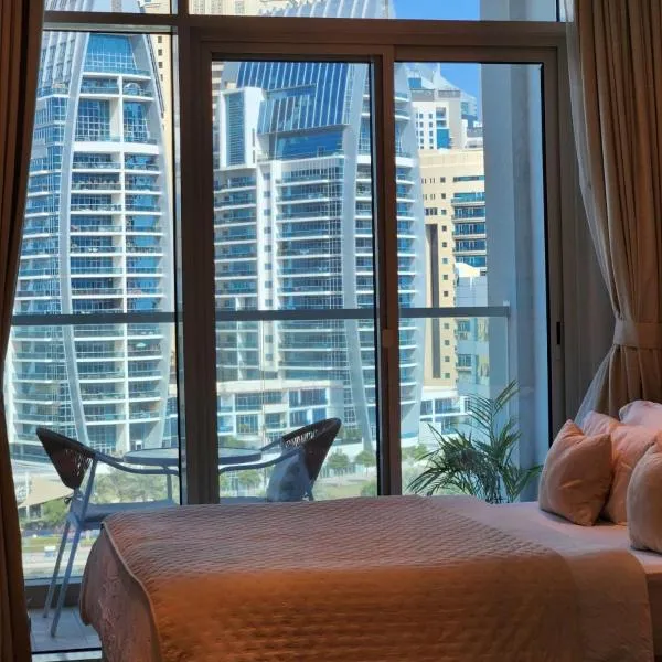 STUDIO ONE Stunning Marina View - TIE Hotels & Resorts, hotel a Dubai