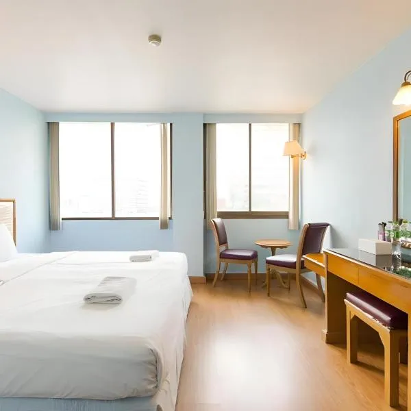 Wish Inn Chidlom - วิช อินน์ ชิดลม ราชดำริ 2, hotel v destinaci Pratunam