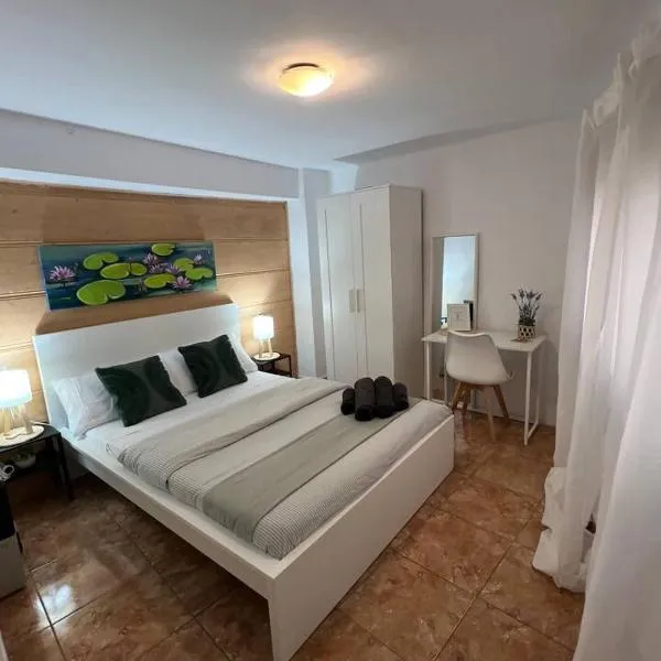 Tranquilo apto ideal paraTurismo Rural y Relax, hotell i Gandesa