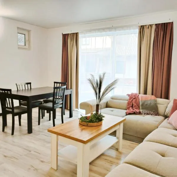 Kopų tako apartamentai, hotel in Melnragė