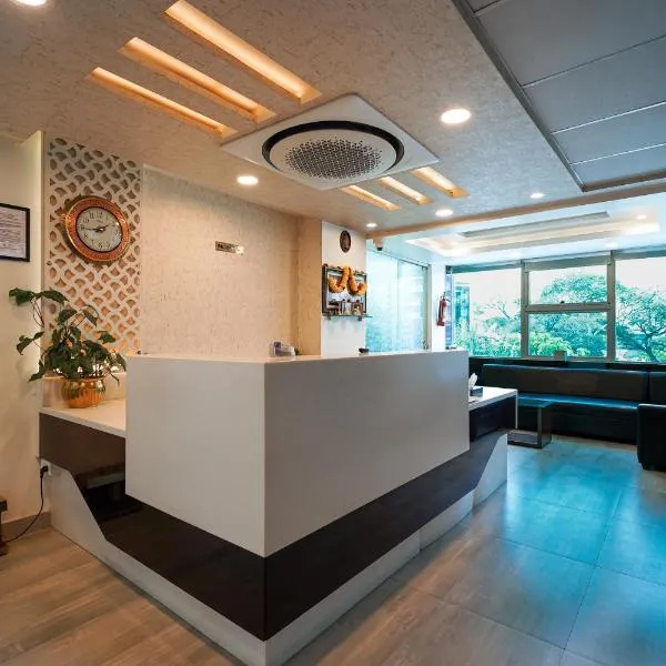 Open Hotel by Olive - JK Residency, hotel v destinaci Bengalúr