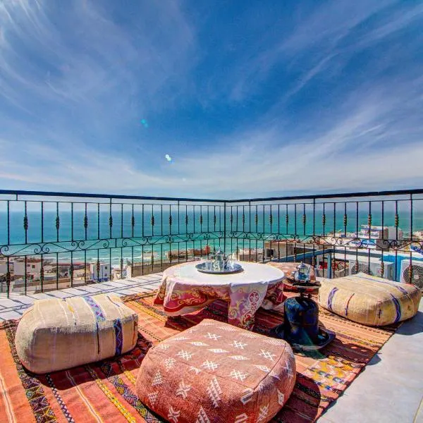 Appartement centre de Taghazout 2 -WiFi 200Mbps, hotel in Taghazout