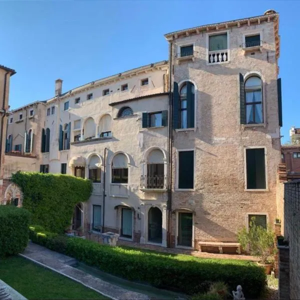 Palazzo Contarini Della Porta Di Ferro, hotel v Benátkách