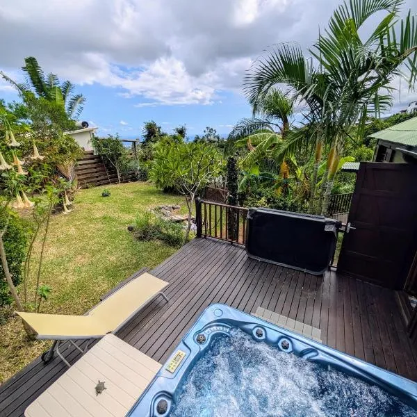 Villa Créole avec Jacuzzi à la Rivière, hotel a La Rivière