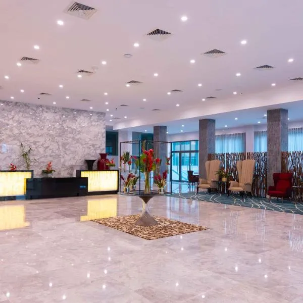 Palms by Eagles Airport City, Formerly Holiday Inn, hotel in Accra