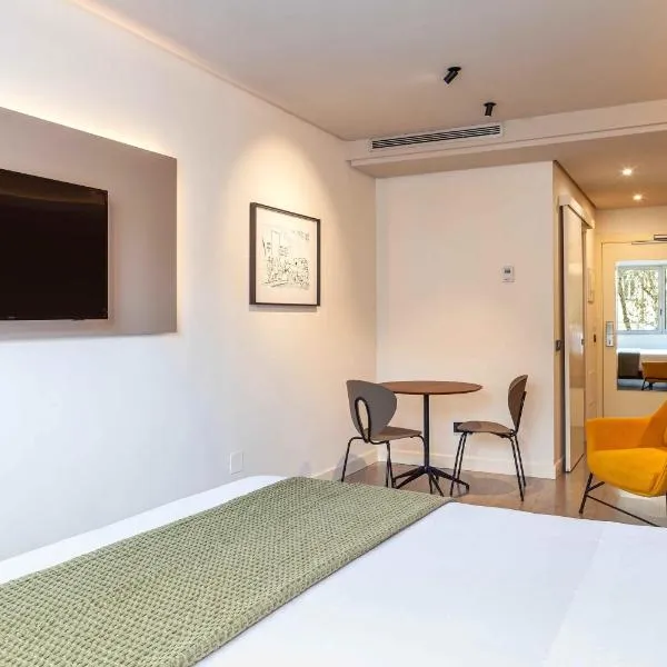 Suites Viena Plaza de España, hotel en Madrid