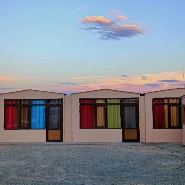 pangong rainbow cottage, hotel v destinaci Lukung