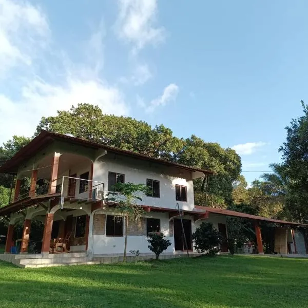 Finca Agroturística La Amistad, hotel en Churuquita Grande