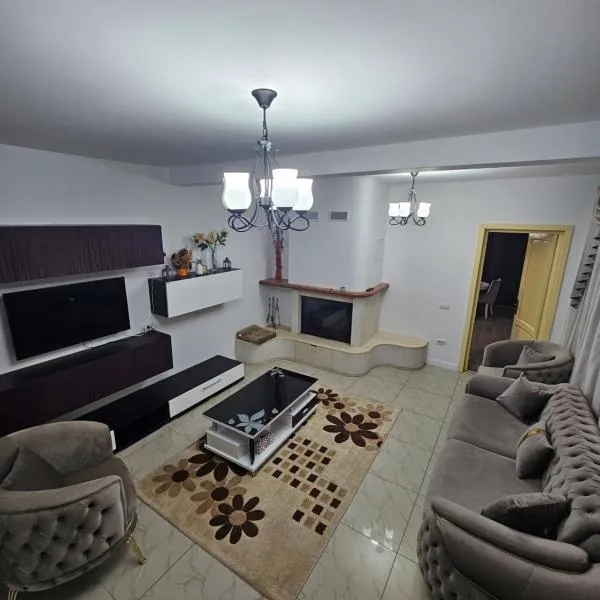 Vila Medana, hotel di Humuleşti