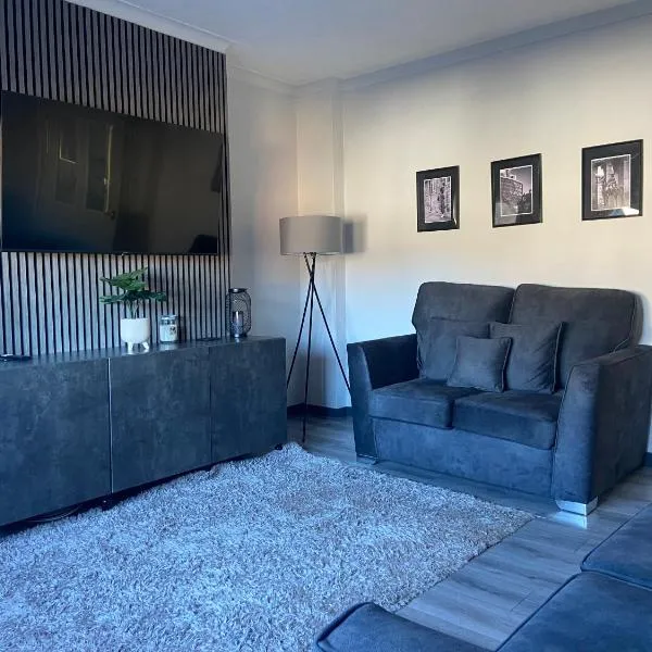 Glasgow Apartment close to the airport, hotel in Renfrew