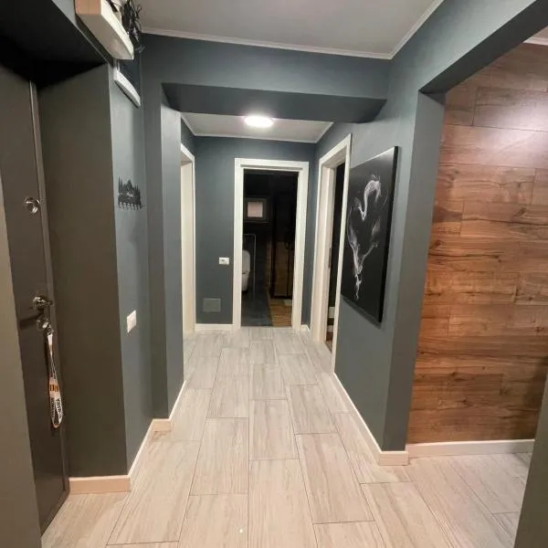 V apartament - ultra central Otopeni, hotel en Otopeni