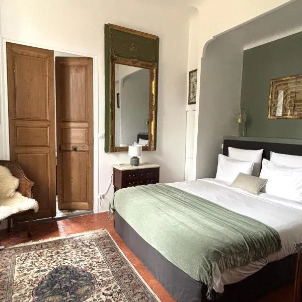 Château de Saint-Girons - Luxury Guest House in Provence, hotel in Aix-en-Provence