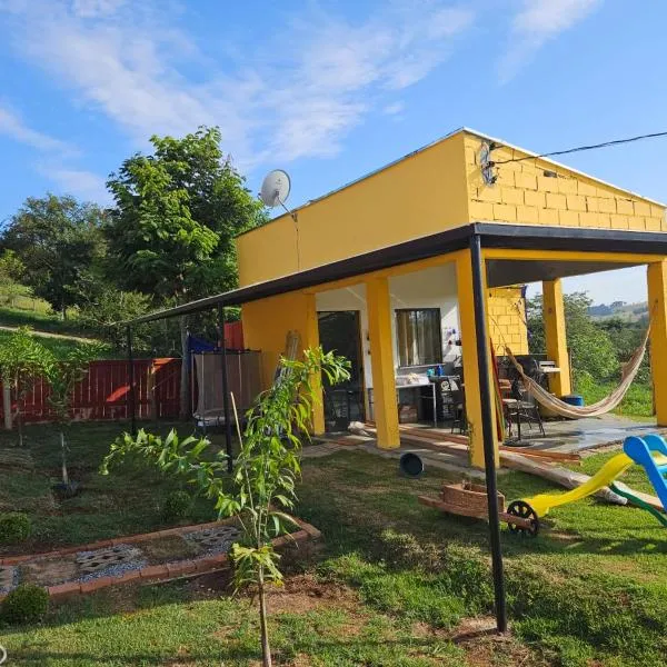 Casa de Campo Vale da Mantiqueira, hotel in Itajubá