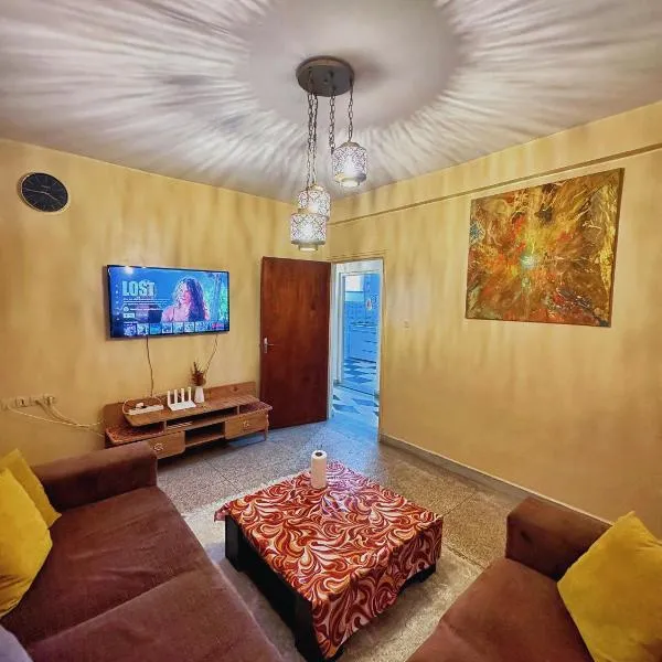 Calm Central Stay Near Beach - High-Speed WiFi, Free Parking, hotel in Agadir