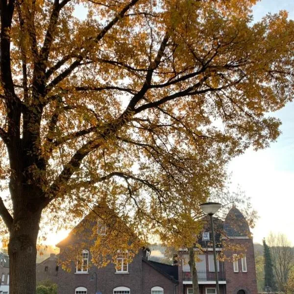 Oud kloosterhuis in Rimburg, hotel in Landgraaf