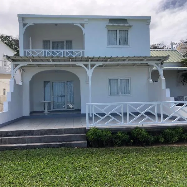 Dan Beach Apartment, hotel in Trou dʼ Eau Douce