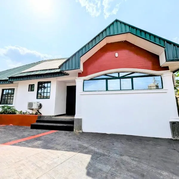 White Castle Apartments, hotel in Uyo