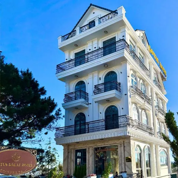 Lotus Hotel Đà Lạt, hotel v destinaci Khu Chi Lăng