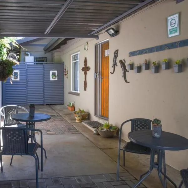 Webbs Self catering Cottage, hotel in Vryheid