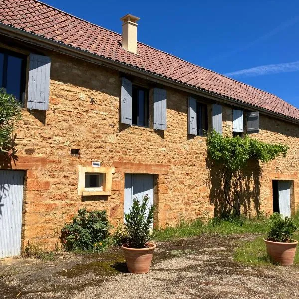 la ferme des treilles, hotel in Simeyrols