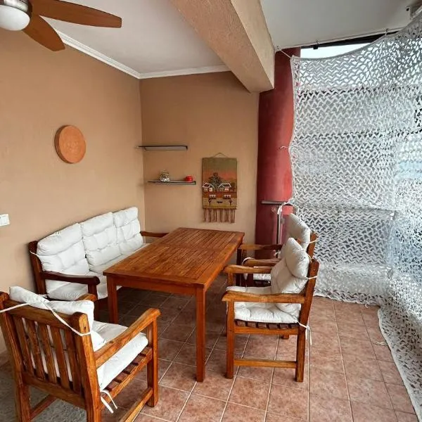 Kristine's Sea View, hotel em Polykhrono