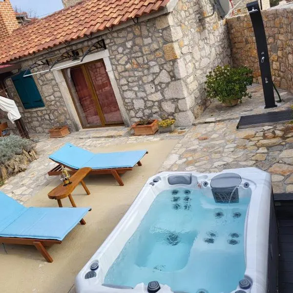 Stone House Knezevic, hotel en Vinjerac