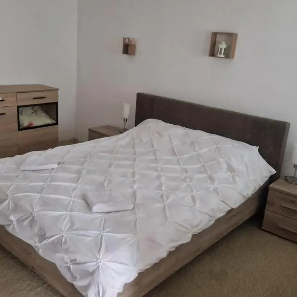 Apartament 3 Closca, hotel v destinaci Floreşti
