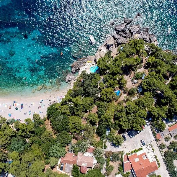 Adriatic Beach Glamping, hotel in Orebić