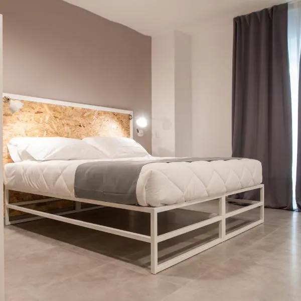 Residence Hotel Moderno, hotel v Bari