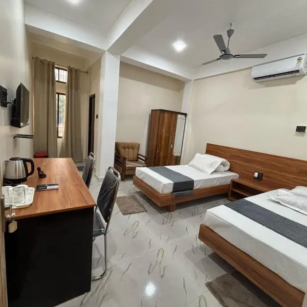 Hotel Mayur, hotel in Bihpuriāgaon