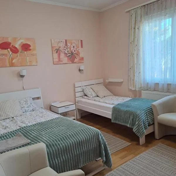 Lena apartment - Lena two bedroom apartment, hotell sihtkohas Vecsés