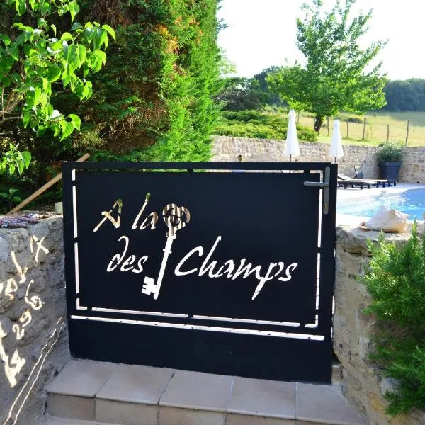 Chambre d'hôtes A la clé des champs Varen, hotel v destinaci Varen