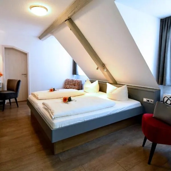 AKZENT Hotel Grüner Baum, hotel v destinaci Dettelbach