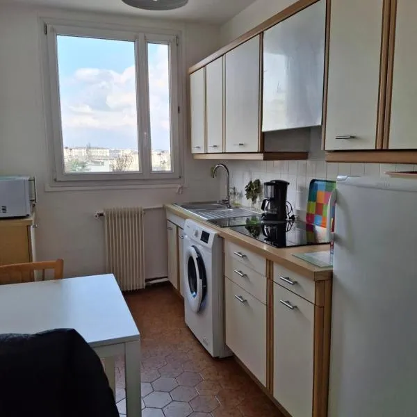 appartement lumineux, hotel a Tours