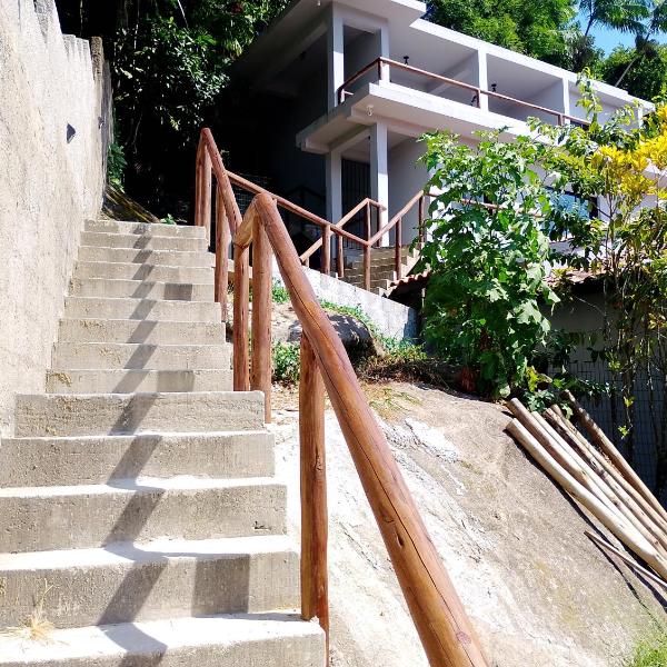 Quitinete Casal ou até 4 pessoas 150m da praia das Toninhas - Foto 2