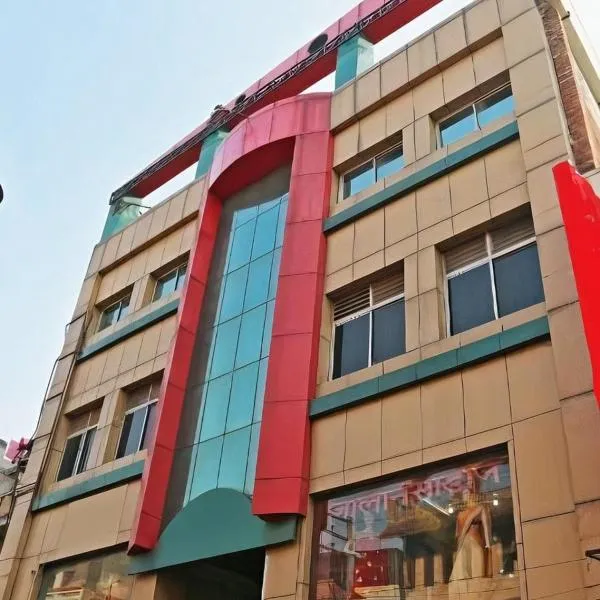 Hotel Sahu Near Kashi Vishwanath Temple Gate, ξενοδοχείο σε Kashi