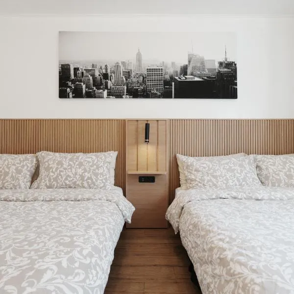 HeiStay-30sec from Hongdae SubwayStop-Elevator, hotel em Seul