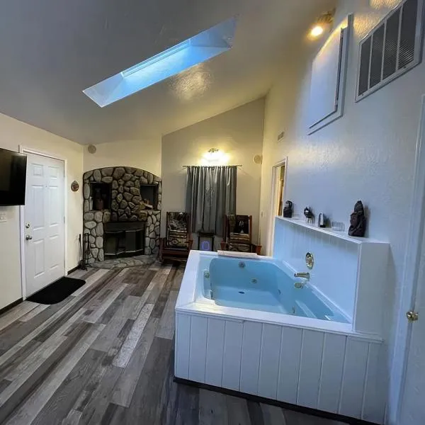 Pine Knot Guest Ranch, hotel v destinaci Big Bear Lake