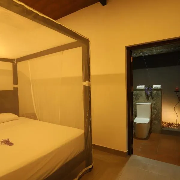 AMcroos, hotel a Negombo