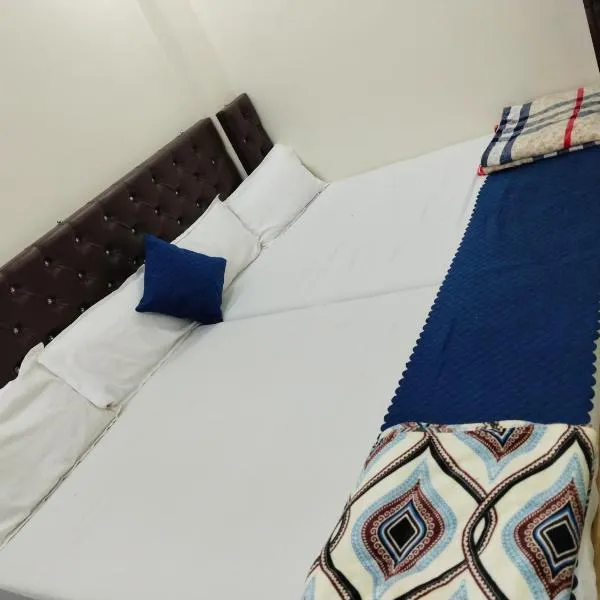 jay radhe krishan residency, ξενοδοχείο στο Βαρανάσι